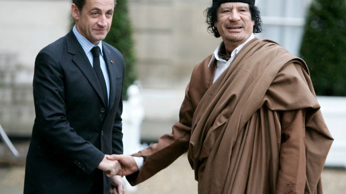 Nicolas Sarkozy face à une condamnation potentielle dans l’affaire du financement libyen : la menace d’une prison pesante