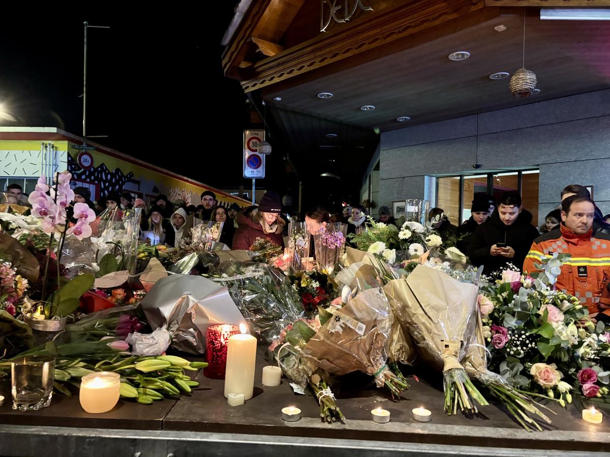 Des adolescents suisses traumatisés après l&rsquo;incendie meurtrier de Crans-Montana